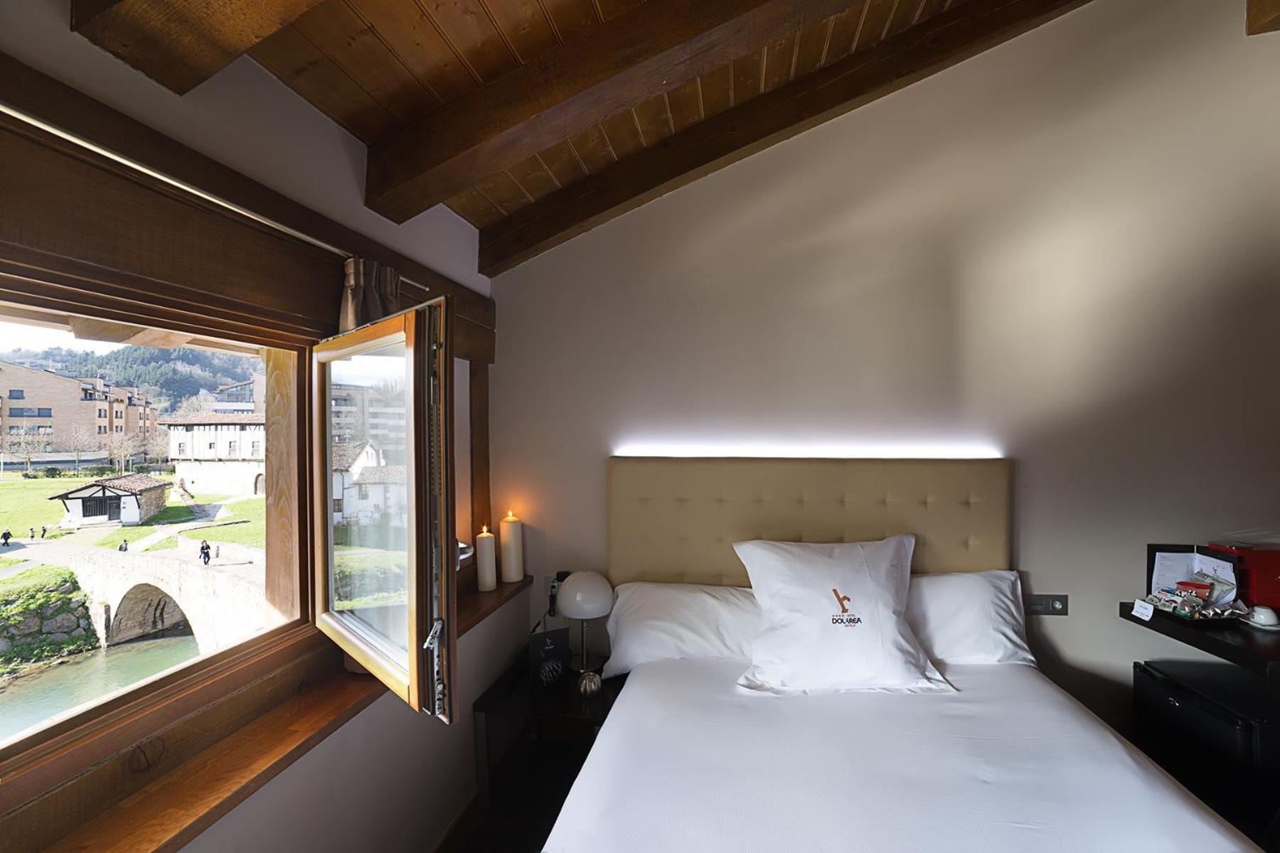 Hotel Dolarea Beasain Room photo